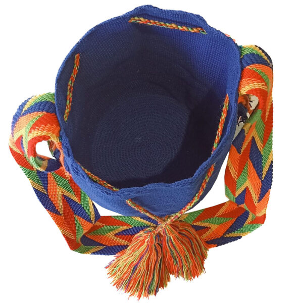 Mochila wayuu azul. Handmade Colombian Large Wayuu bag. - Image 2