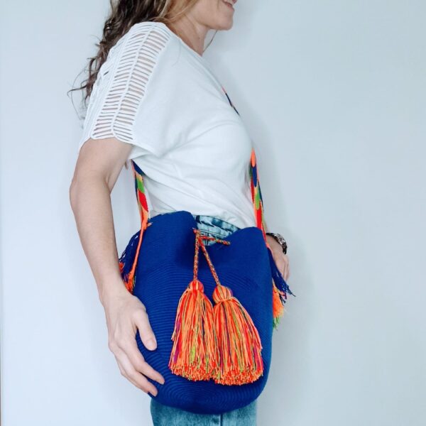 Mochila wayuu azul. Handmade Colombian Large Wayuu bag. - Image 6