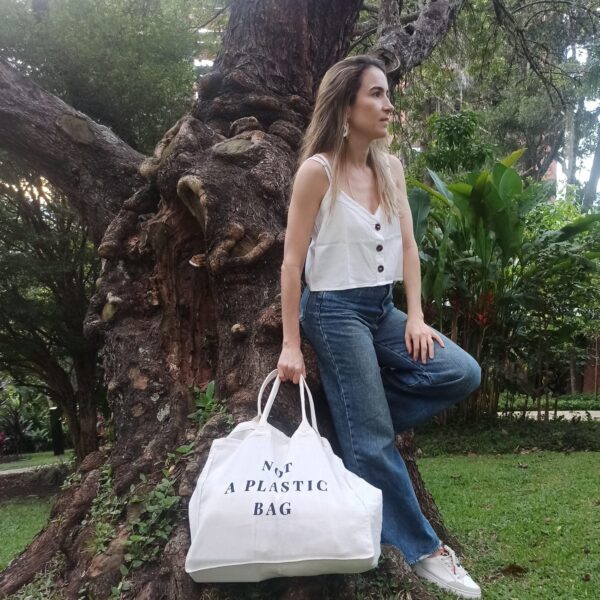 Sustainable Large Tote Bag Made with Recycled Cotton and Polyester - Image 7