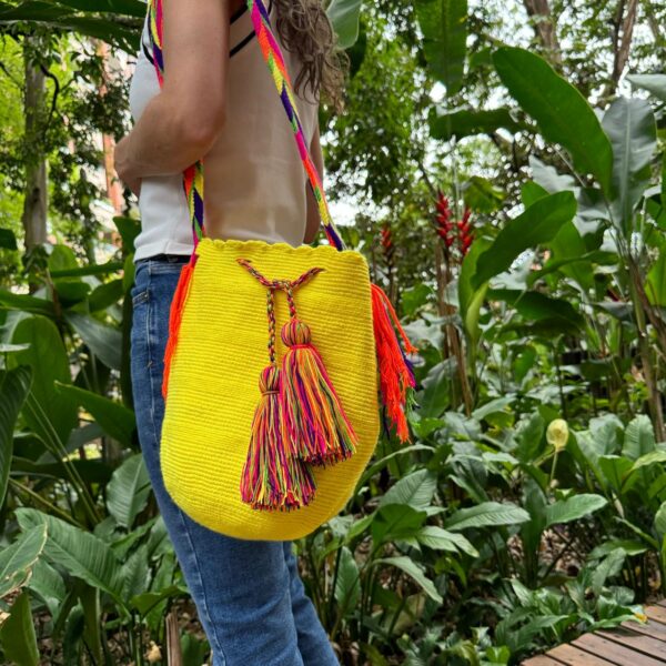 Yellow wayuu bag crochet. Handmade Large Wayuu bag, Colombian mochila wayuu. - Image 5