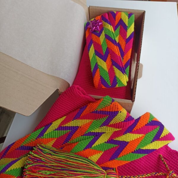 Mochila wayuu fucsia. Handmade Large Wayuu bag, Colombian mochila wayuu. - Image 8