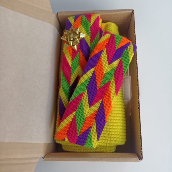 Yellow wayuu bag crochet. Handmade Large Wayuu bag, Colombian mochila wayuu. - Image 9