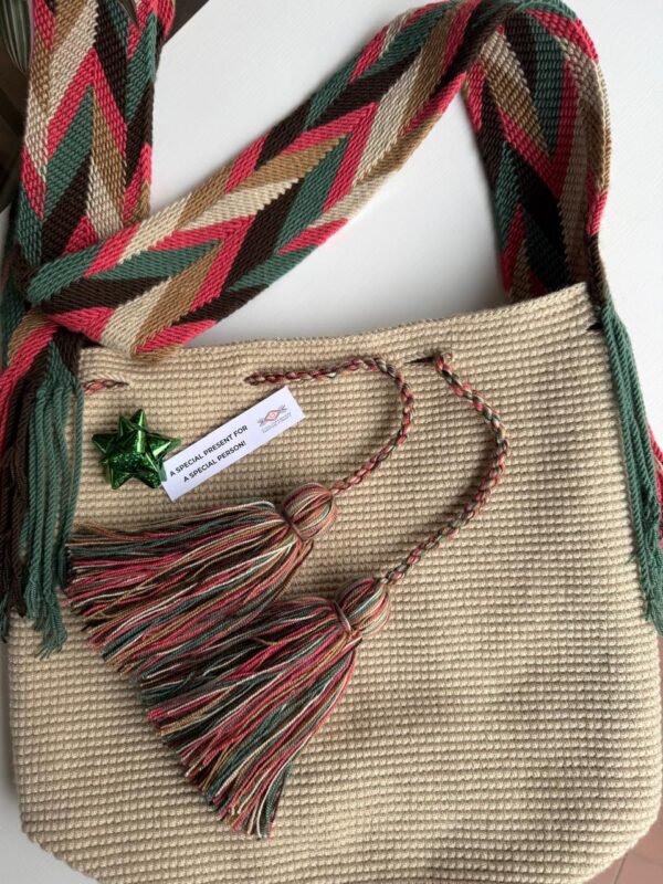 Mochila Wayuu beige. Handmade Large Wayuu bag, Colombian mochila wayuu. - Image 7