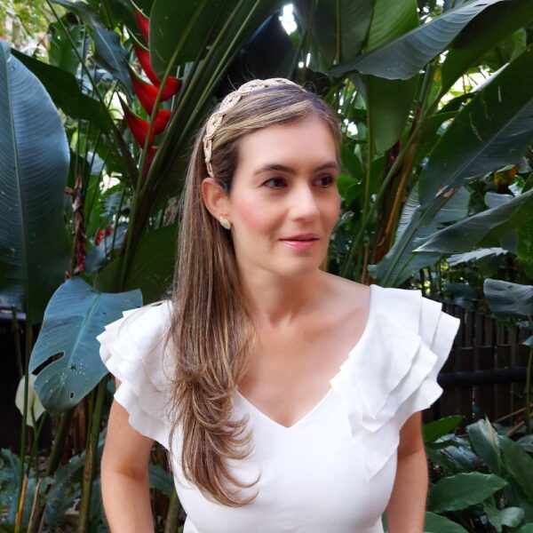 Handwoven iraca headpiece - Image 2