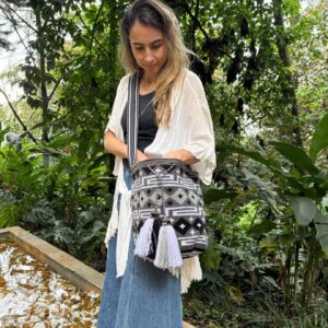 Indigenous crafts wayuu bolsos colombia